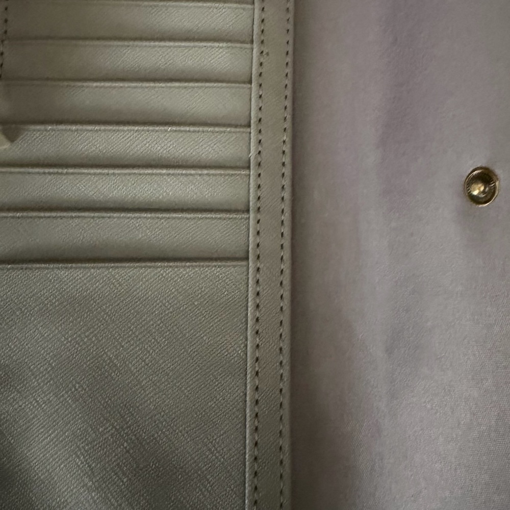 Fossil Sage Green Logo Zip Around Wallet Check Pattern NWT - Picture 9 of 11